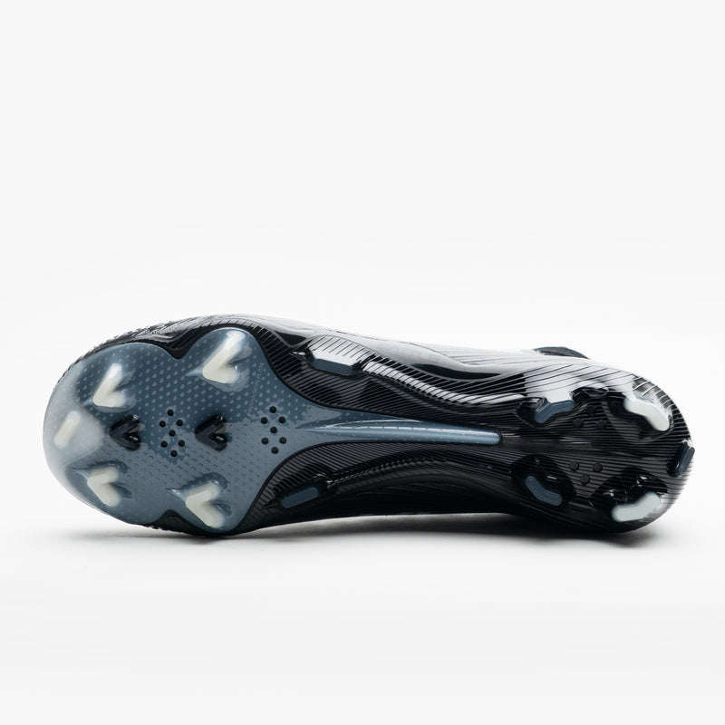 Black with White Logo
AstroFly Cleats by Battle Sports